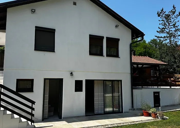 Villa With Private Pool 